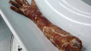 Illustration for article titled Resident Evil 6 Meat Stunt Might Make You Lose Your Lunch